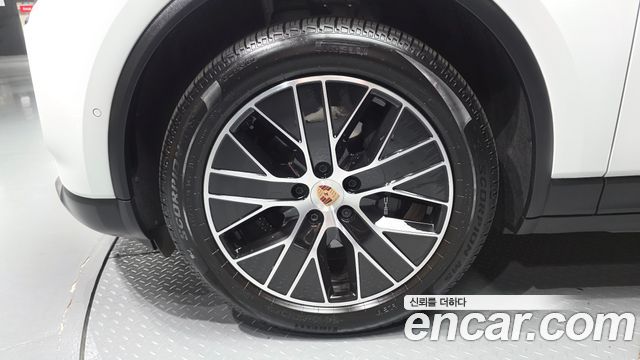 Porsche Macan из Кореи Encar