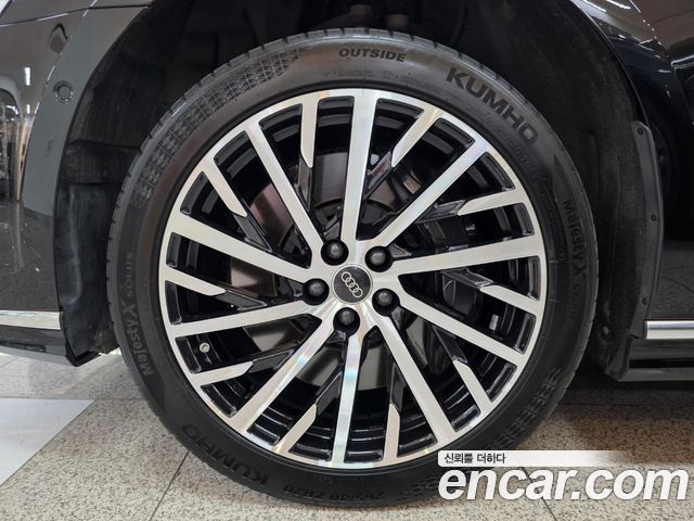 Audi A8 60 TFSI Quattro LWB — пробег 63 261 км