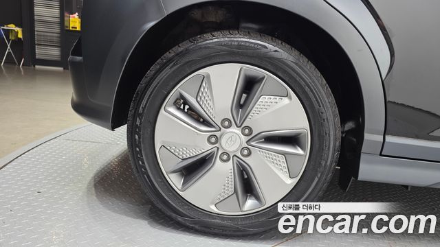 Hyundai Kona из Кореи Encar