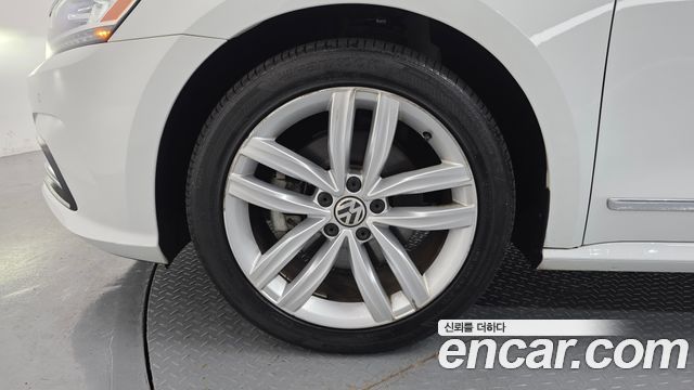 Volkswagen Passat 2.0 TSI B7 — пробег 64 342 км