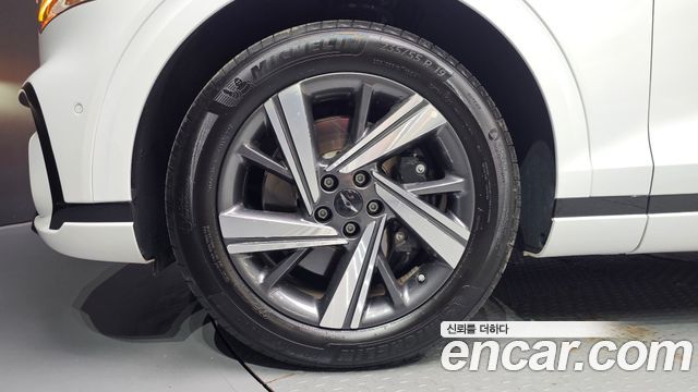 Genesis GV70 из Кореи Encar