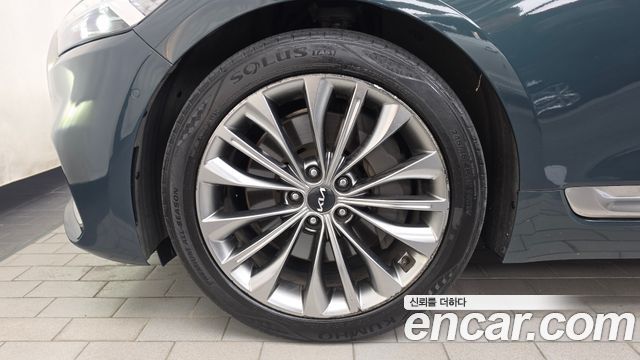 Kia K9 из Кореи Encar