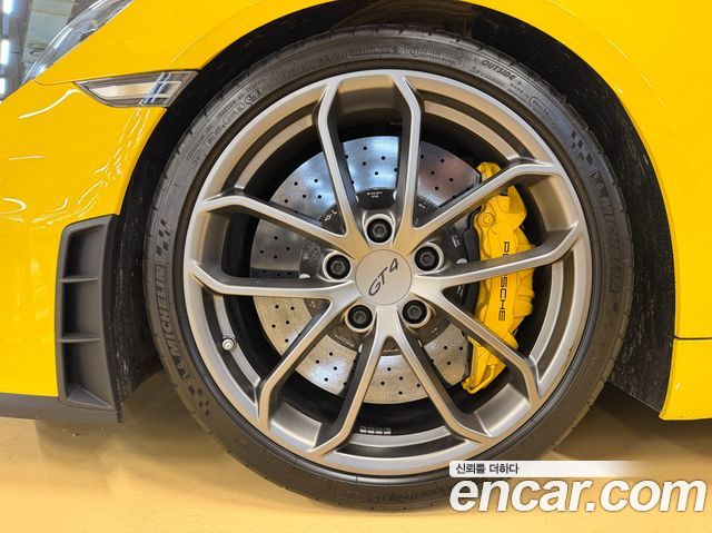 Porsche 718 4.0 GT4 — пробег 5 200 км