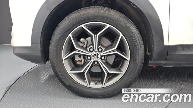 Ssangyong KORANDO из Кореи Encar