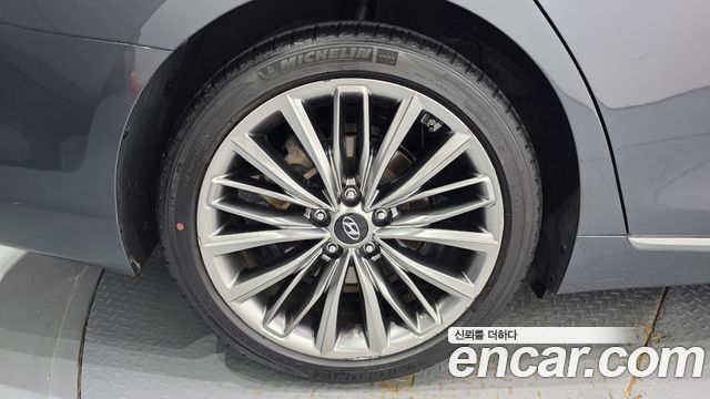 Hyundai Grandeur из Кореи Encar
