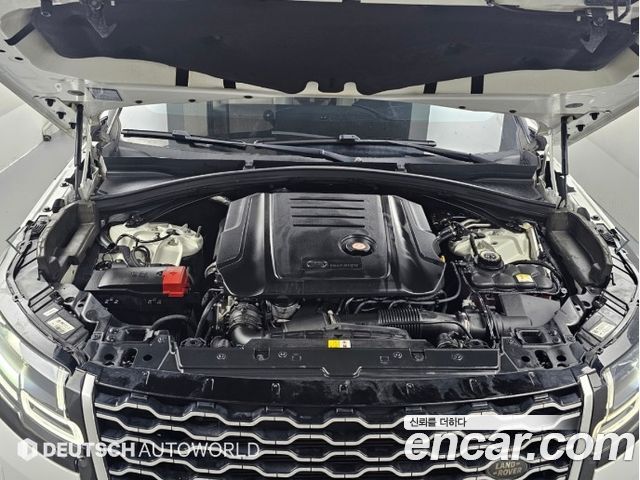 Land Rover Range Rover Velar 2.0 D240 SE — пробег 100 282 км