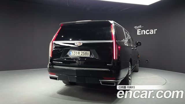 Cadillac Escalade 6.2 ESV ESV Premium Luxury Platinum — пробег 59 283 км — фото 4 из 5