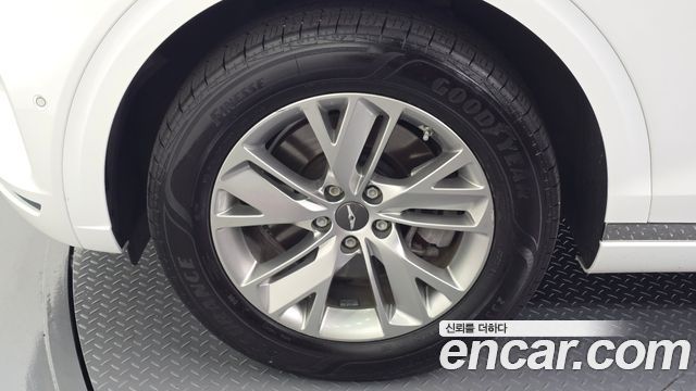 Genesis GV70 из Кореи Encar