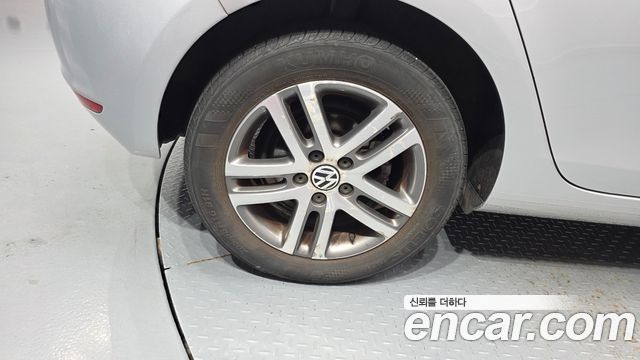 Volkswagen Golf 2.0 TDI — пробег 321 465 км