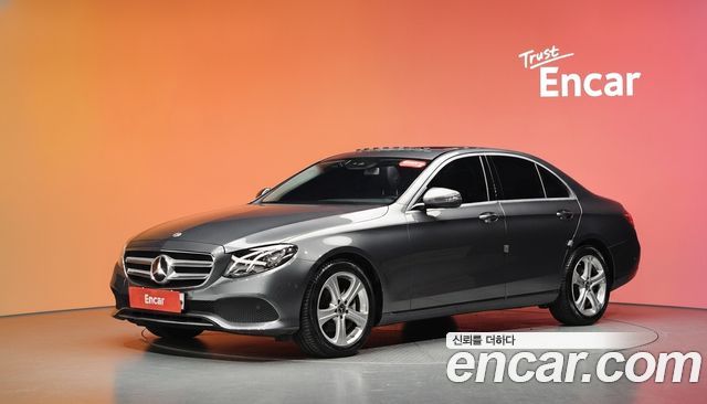 Mercedes-Benz E-Class из Кореи Encar