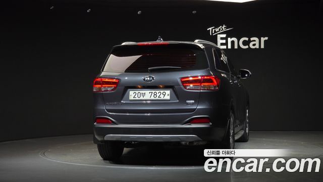 Kia Sorento Diesel 2.0 4WD Noblesse — пробег 154 677 км — фото 4 из 5