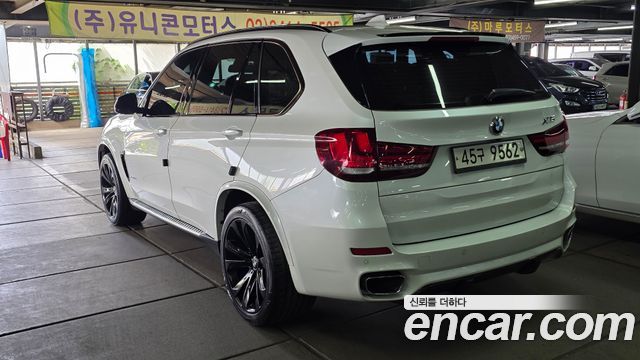 BMW X5 xDrive 40d Black&White Edition — пробег 233 100 км — фото 2 из 5