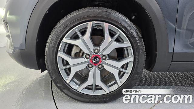 Kia Seltos из Кореи Encar