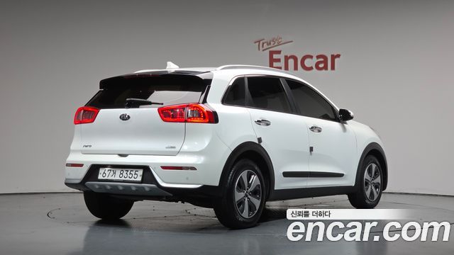 Kia Niro из Кореи Encar