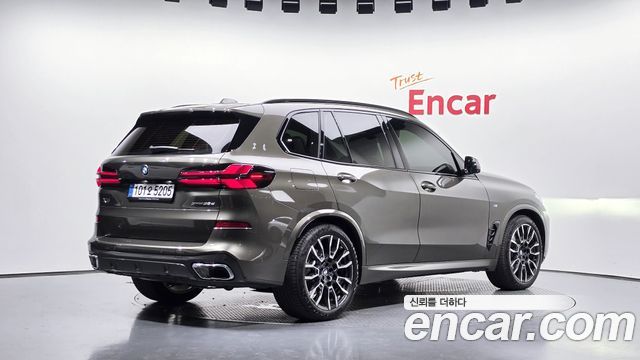 BMW X5 xDrive 30d M Sport — пробег 6 212 км — фото 2 из 5