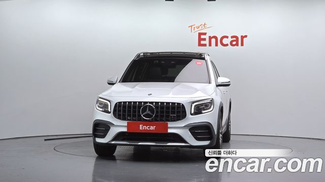 Mercedes-Benz GLB-Class AMG GLB35 4MATIC — пробег 35 108 км — фото 3 из 5