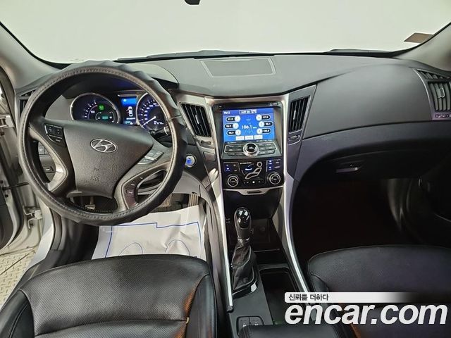 Hyundai Sonata 2.0 Royal — пробег 167 663 км — фото 5 из 5