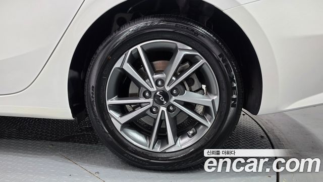 Kia K3 из Кореи Encar