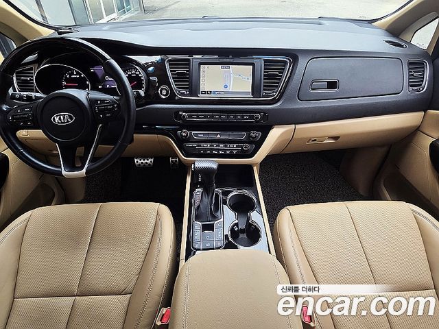 Kia Carnival 9-Seater Noblesse Special — пробег 145 910 км — фото 5 из 5