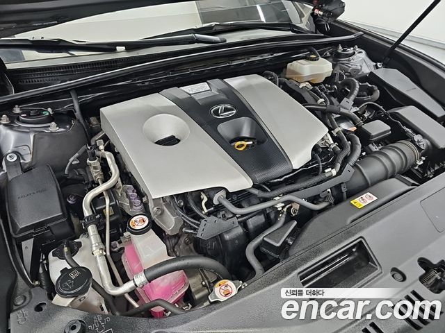 Lexus ES Luxury Plus — пробег 79 723 км — фото 5 из 5