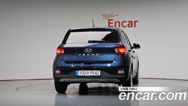 Hyundai Venue из Кореи Encar