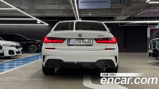 BMW 3-Series 320i M Sport — пробег 44 693 км — фото 4 из 5