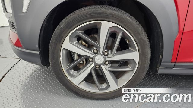 Hyundai Kona из Кореи Encar