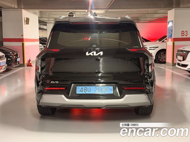 Kia EV9 из Кореи Encar