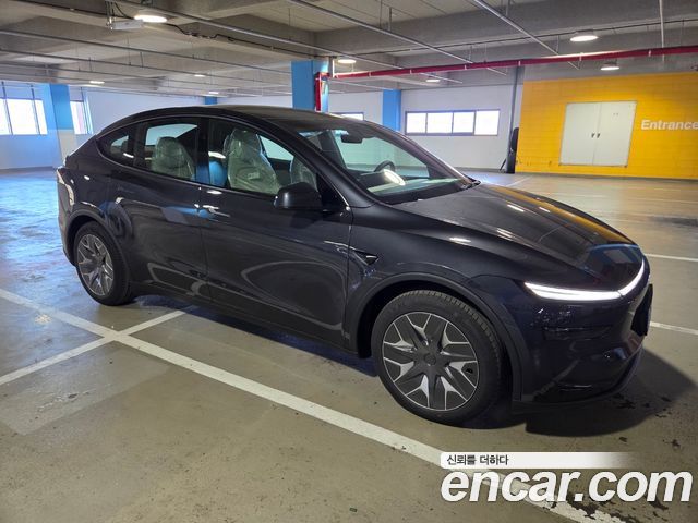 Tesla Model Y L Long Range AWD — пробег 10 км — фото 5 из 5