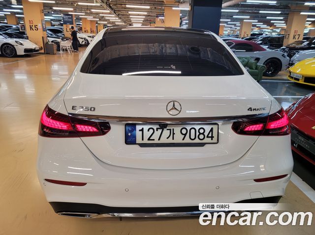 Mercedes-Benz E-Class E350 4MATIC AMG Line — пробег 61 600 км — фото 4 из 5