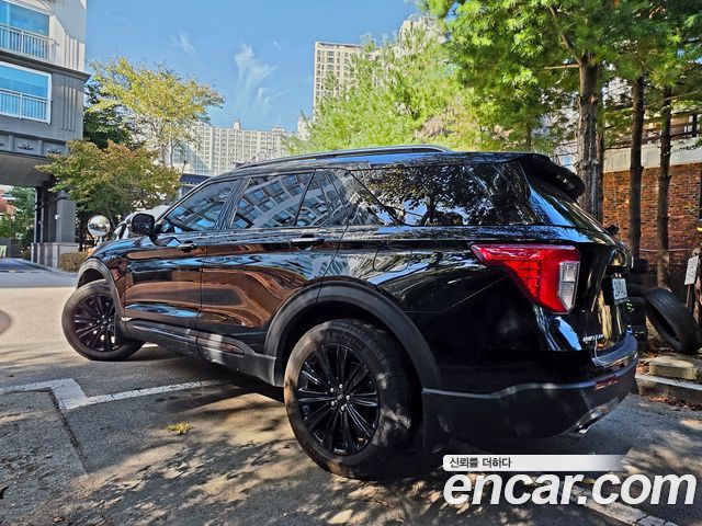 Ford Explorer 2.3 LimIted 4WD — пробег 54 000 км — фото 5 из 5