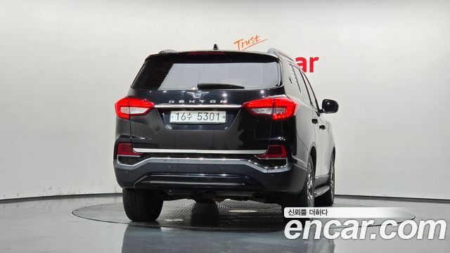 Ssangyong Rexton из Кореи Encar