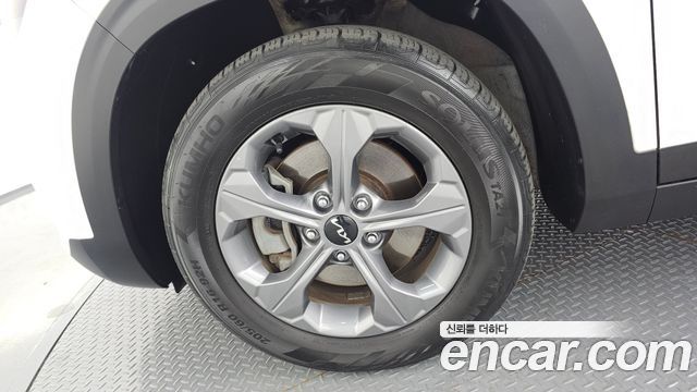 Kia Seltos из Кореи Encar