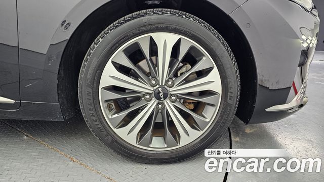 Kia K8 из Кореи Encar