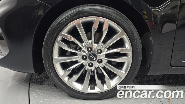 Kia K7 из Кореи Encar