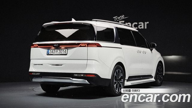 Kia Carnival Diesel 9-Seater Signature — пробег 91 573 км — фото 2 из 5