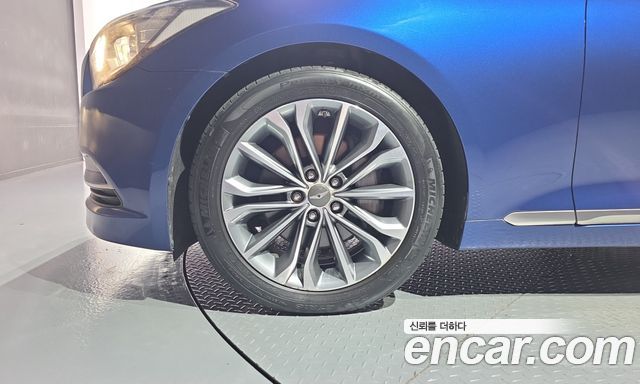 Hyundai Genesis из Кореи Encar