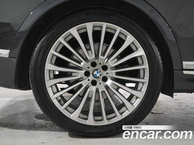 BMW X7 xDrive 40i Design Pure Excellence 6-Seater — пробег 47 000 км — фото 5 из 5