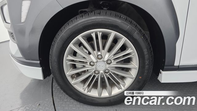 Hyundai Kona из Кореи Encar