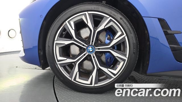 BMW i4 из Кореи Encar