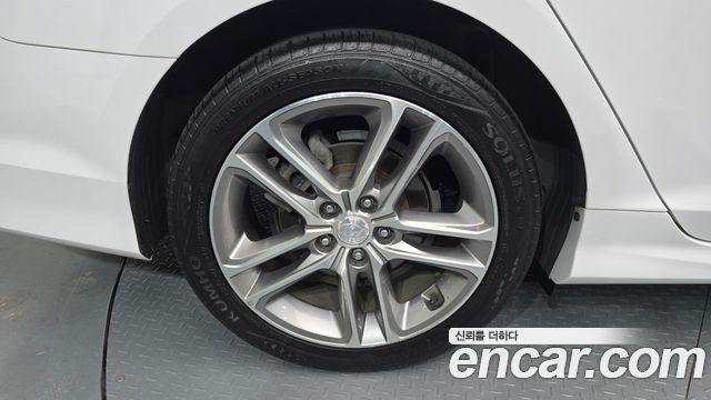 Hyundai Sonata 2.0 Premium Special — пробег 90 334 км — фото 5 из 5