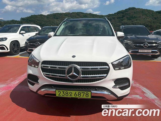 Mercedes-Benz GLE-Class GLE350 4MATIC — пробег 5 837 км — фото 2 из 4
