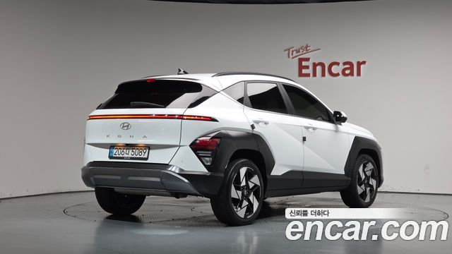 Hyundai Kona из Кореи Encar