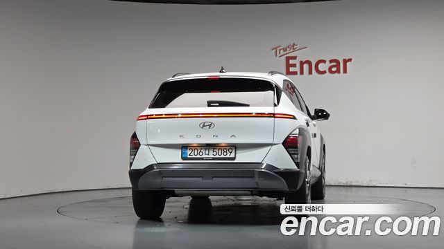 Hyundai Kona из Кореи Encar