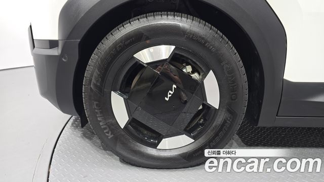 Kia PV5 из Кореи Encar
