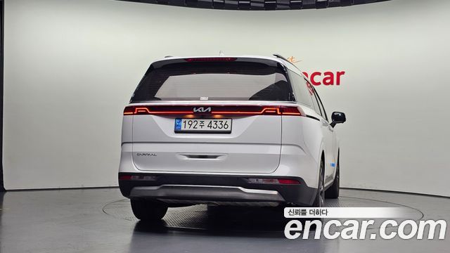 Kia Carnival из Кореи Encar