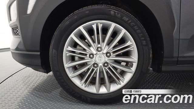 Hyundai Kona из Кореи Encar