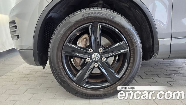 Volkswagen Touareg V6 3.0 TDI Bluemotion 7P5 — пробег 179 246 км — фото 5 из 5