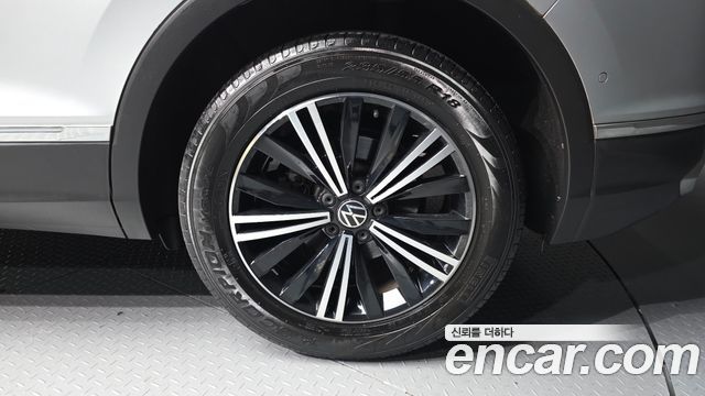 Volkswagen Tiguan из Кореи Encar