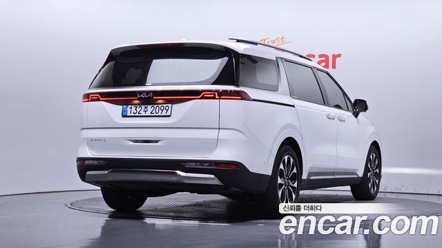 Kia Carnival Diesel 9-Seater Noblesse — пробег 48 385 км — фото 2 из 5